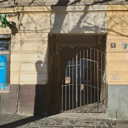 Apartment On The Center Of Lviv Eksteriør bilde